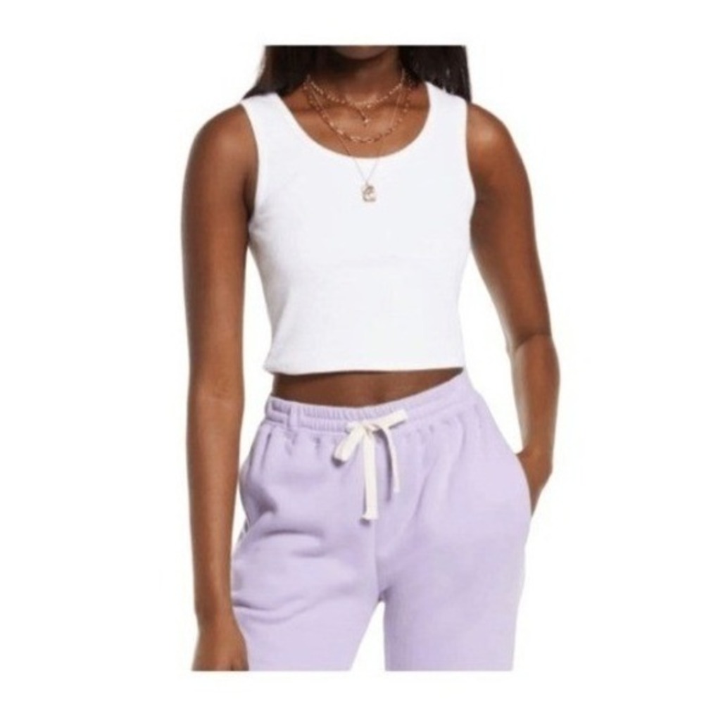 BP Classic Cropped Tank Top White Stretch Knit Sleeveless Scoop Neck M